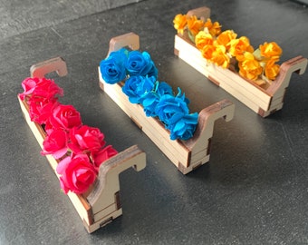 Miniature Barn Window Flower Boxes: 4-Inch Dollhouse Decor