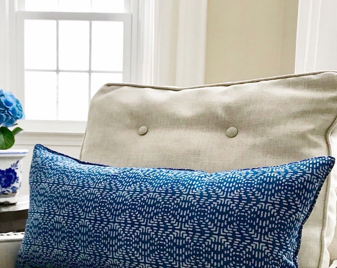 Chatham Indigo & White 12" X 20" Throw Pillow