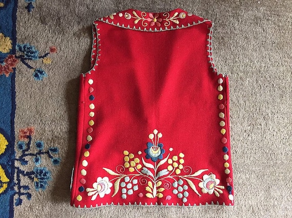 Rare Arts & Crafts embroidered folk vest - image 4