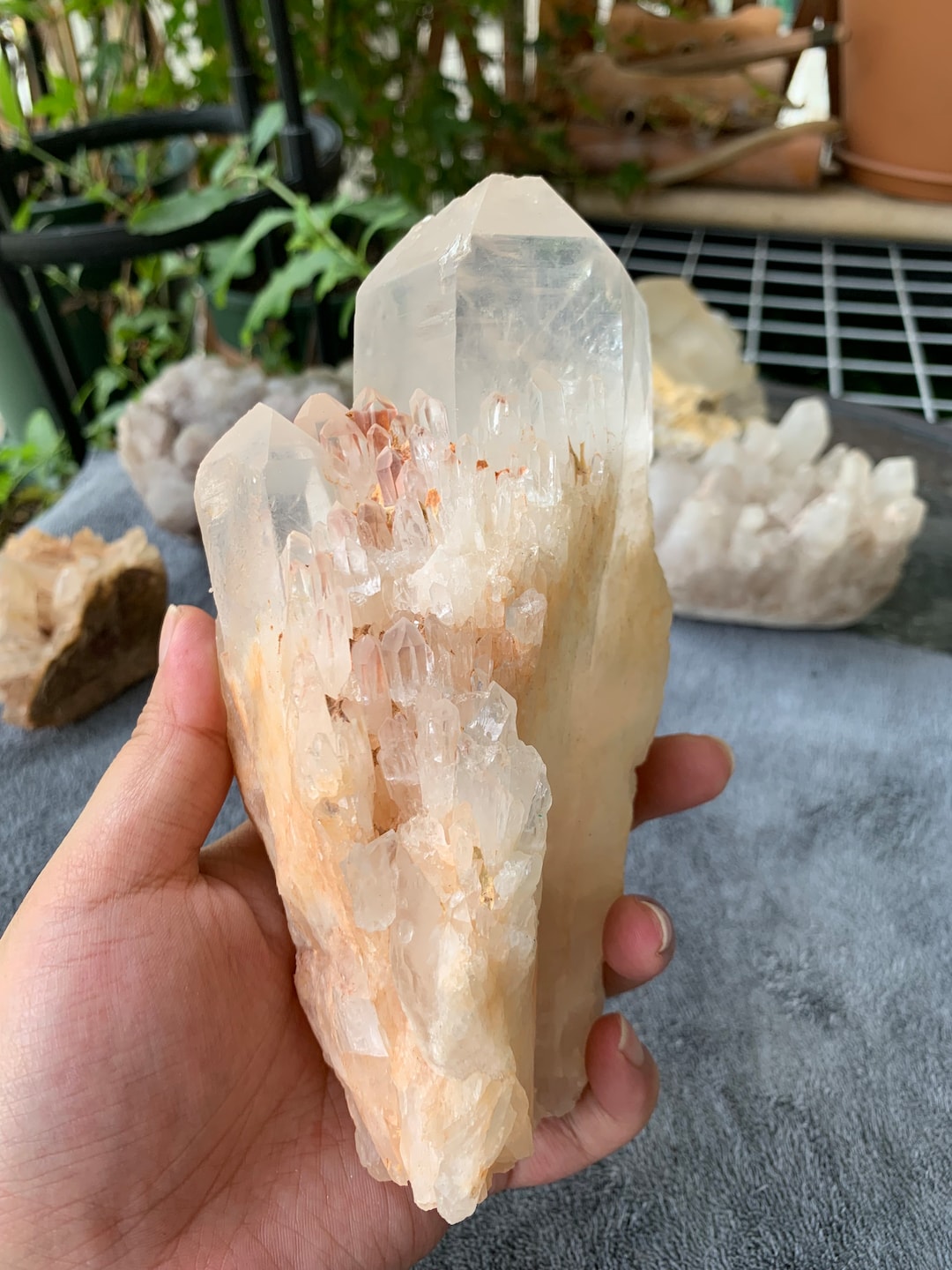 Natural Clear Quartz Crystal Cluster 826g white Quartz Clustercrystal