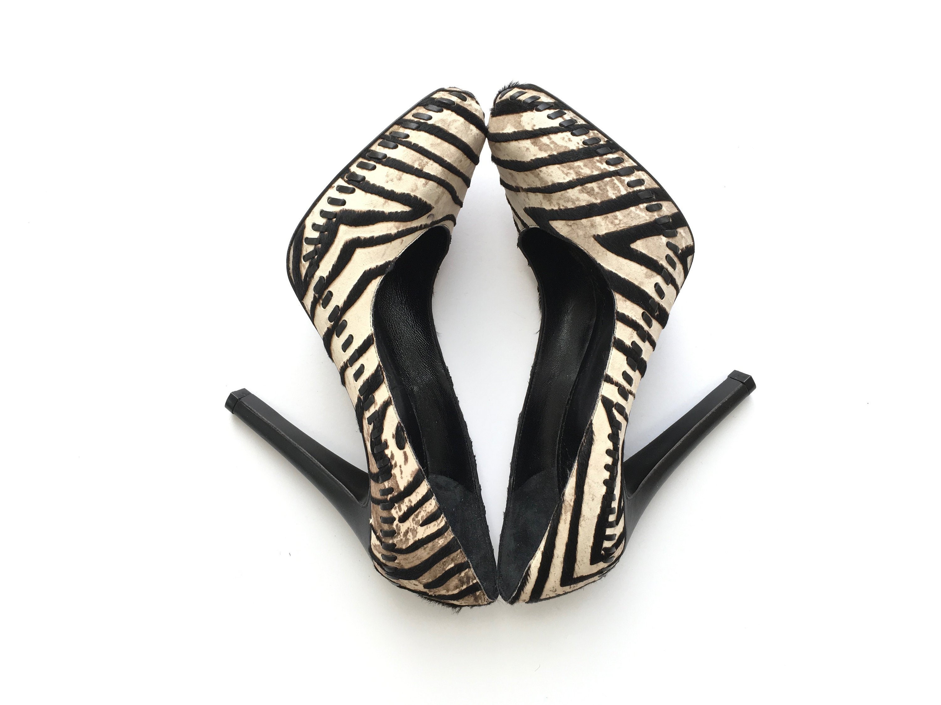 Amazon.com | XYD Women Fashion Sexy Zebra Pointed Closed Toe Mules Low Heels  Pumps Animal Printed Kitten Sandals Stylish Summer Party Shoes Size 4 Zebra  | Mules & Clogs