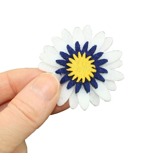 Felt daisies craft supply, die cut felt flowers for scrapbooking, felt flower embellishment, die cut daisy, craft project supply