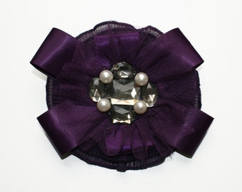 Violet broche en mousseline de soie, Bibi violet, ruban de mousseline de soie violet Pearl et Diamante broche / pince à cheveux, accessoire de mariage violet