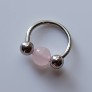 ROSE QUARTZ Septum Ring, Tribal Septum Piercing, Septum Jewelry, Nose Ring, Nose Jewelry, Septum Horseshoe, 14g 14 gauge afbeelding 1