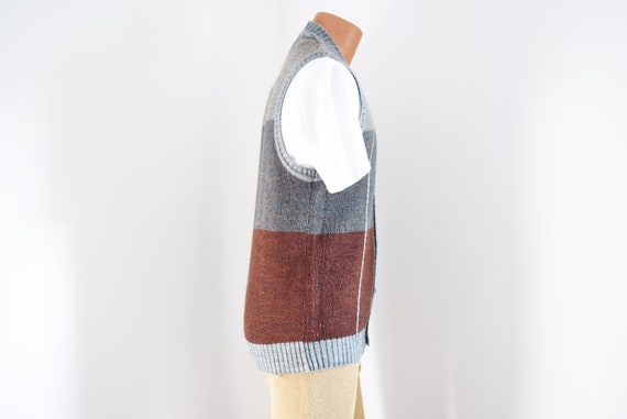 1970s Grey Button Up Sweater Vest - image 5