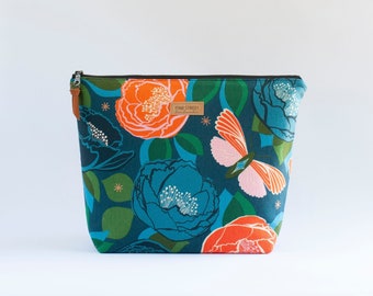 Bold Floral Zipper Bag, Large Zipper Pouch, Project Bag, Make-Up Bag, Large Cosmetic Bag