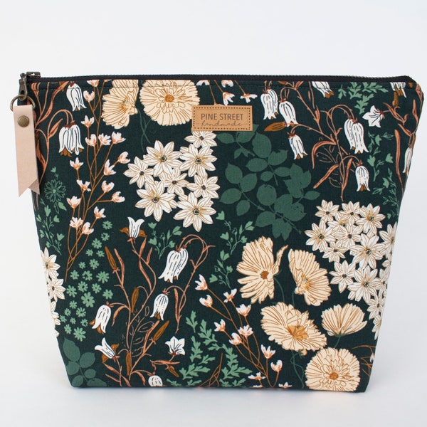 Floral Zipper Bag, Zipper Pouch, Unique Gift, Make-Up Bag, Large Cosmetic Bag