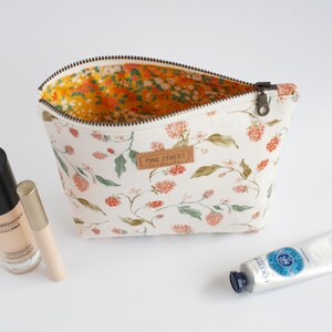 Berries Zipper Pouch, Project Bag, Zipper Purse, Toiletry Bag, Gift Idea For Friend image 4