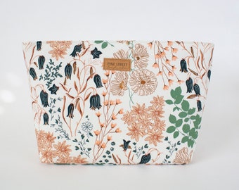 Floral Zipper Bag, Zipper Pouch, Unique Gift, Make-Up Bag, Holiday Gift