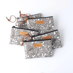 Monedero de tela con forma de hongo místico, monedero con cremallera, regalo para ella, regalo hecho a mano