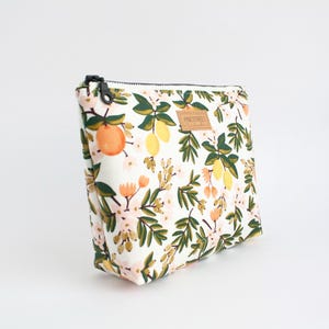 Citrus Print Zipper Pouch, Lemon Print Zipper Pouch, Cosmetic Bag, Travel Bag, Handmade Gift image 3