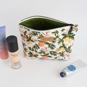 Citrus Print Zipper Pouch, Lemon Print Zipper Pouch, Cosmetic Bag, Travel Bag, Handmade Gift image 5