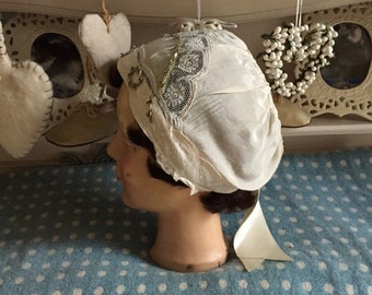 bonnet de nuit ancien