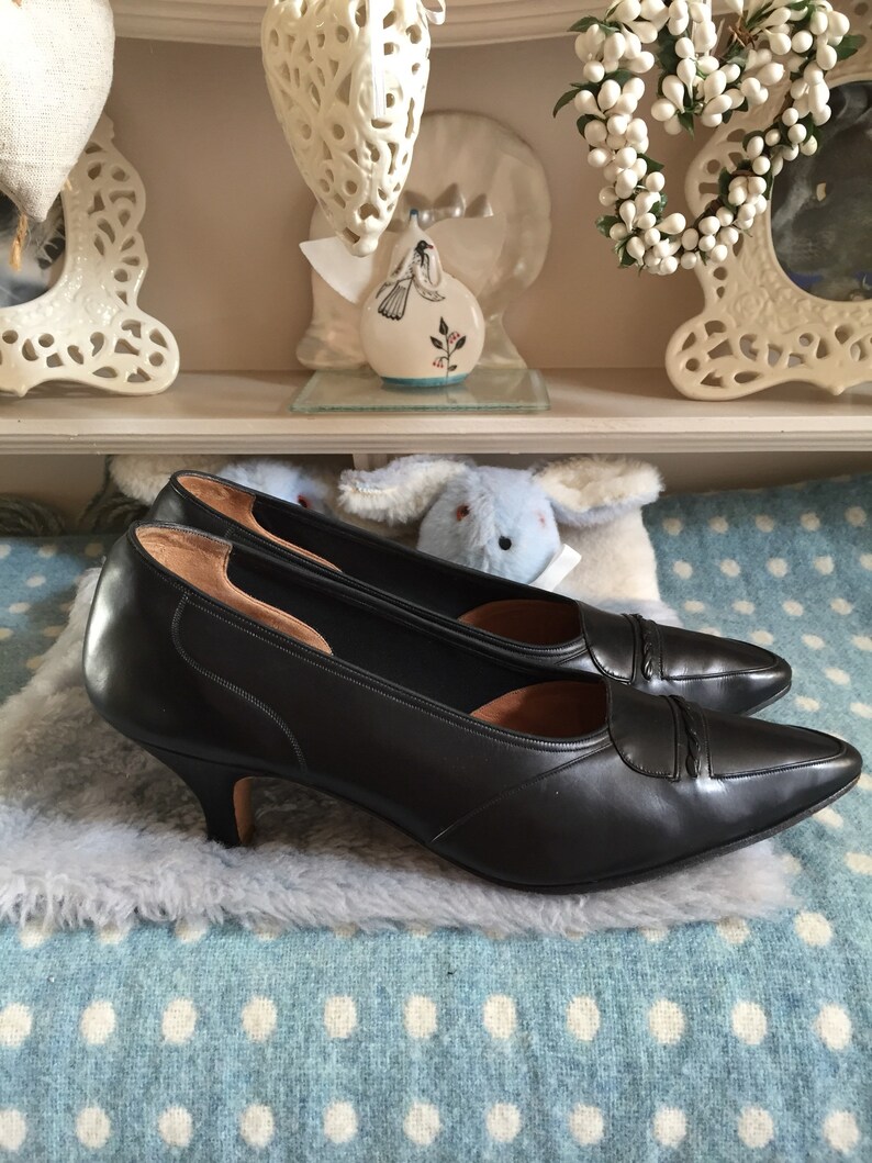russell & bromley court shoes