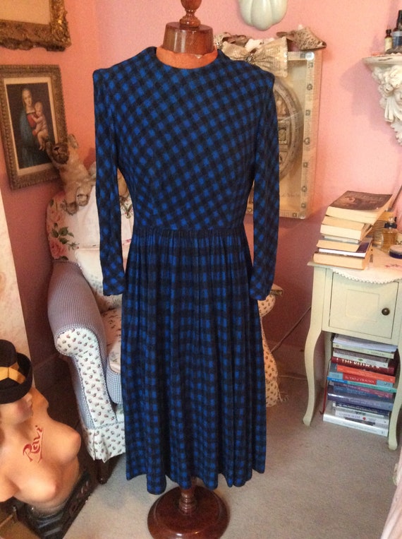 1950s felt wool mix royal blue houndstooth check … - image 2