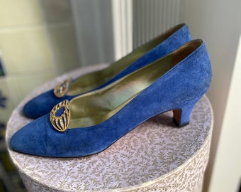 royal blue suede 1980s kitten heel shoes by Rayne with diamanté buckle. uk 4/4.5