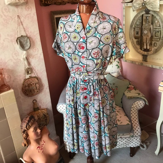 1940s crepe dress. W 28”. VGC