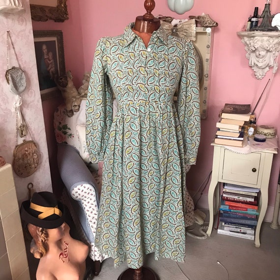 laura ashley green dress Beautiful 1980s Laura Ashley green midi dress. Size 10. – Olive & Quince  Vintage