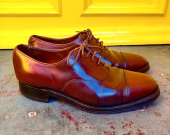 Gieves & Hawkes shoes, mid-brown, 1970s, very good vintage condition. Size: UK 8 / EU 42