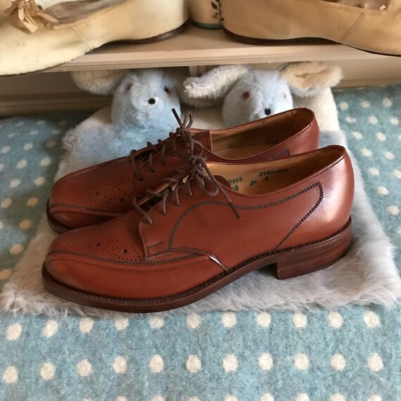 1940s deadstock brown leather ladies brogue walkin