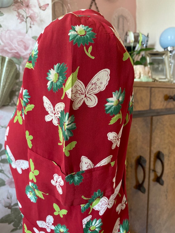 Outstanding vintage 1940s red and green crêpe blo… - image 5