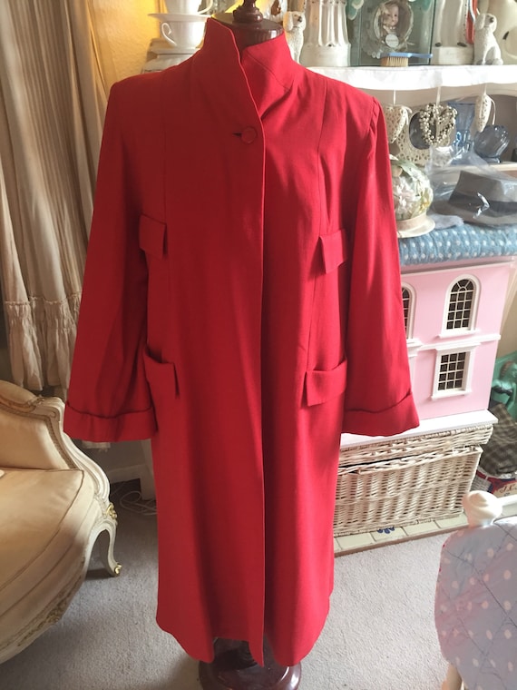 1940s red wool Rothmoor swing coat. M