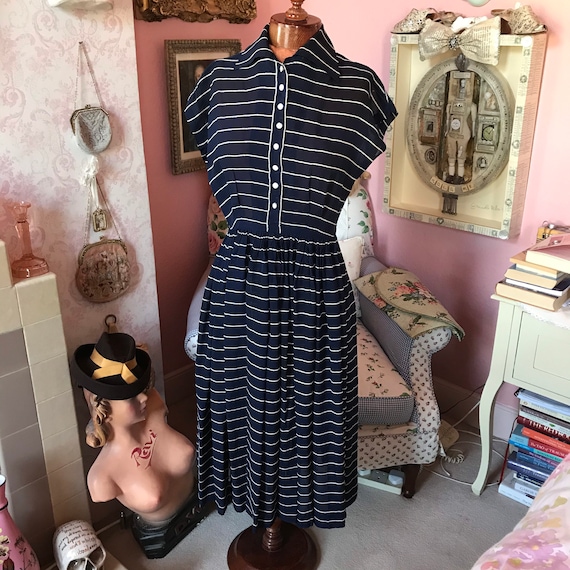 1940s navy and white striped dress. W28”