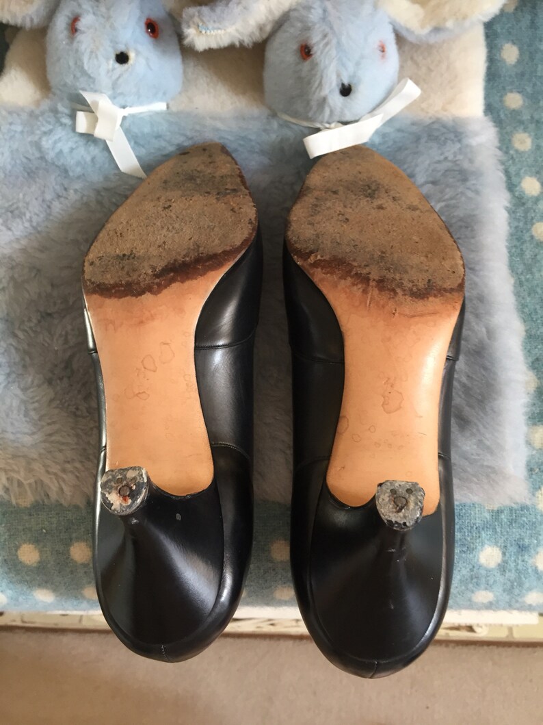 russell & bromley court shoes