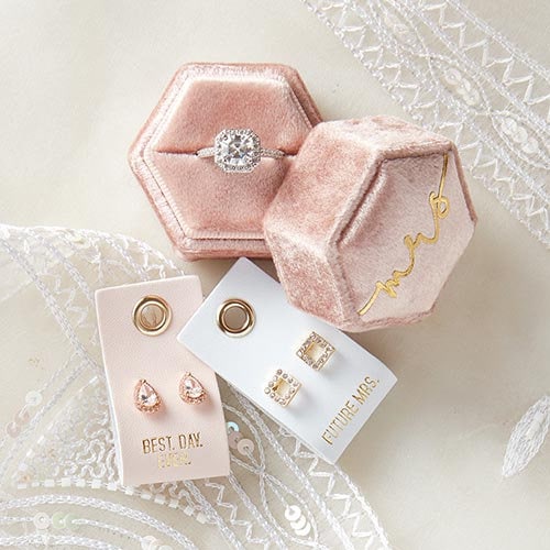 Engagement Velvet Ring Box, Mrs Ring Box, Dusty Rose Ring  display picture 1