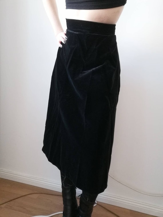 True vintage midi velvet skirt 42 black velvet 10… - image 3