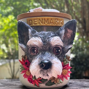 Custom Pet Urn, pet urn, pet portrait, pet lover gifts, pet owner gifts, pet loss gift, pet memorial, pet loss