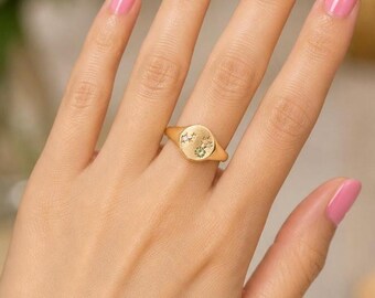 14k Solid Gold Oval Signet Ring | Custom Zodiac Constellation