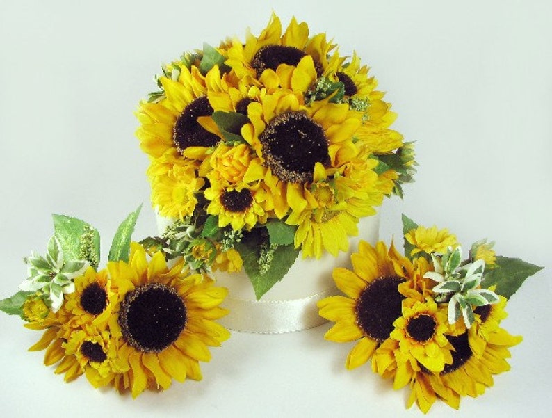 Download Lifelike Silk Sunflower Cake Topper for Autumn and Fall Rustic | Etsy Lifelike Silk Sunflower Cake Topper for Autumn and Fall Rustic | Etsy