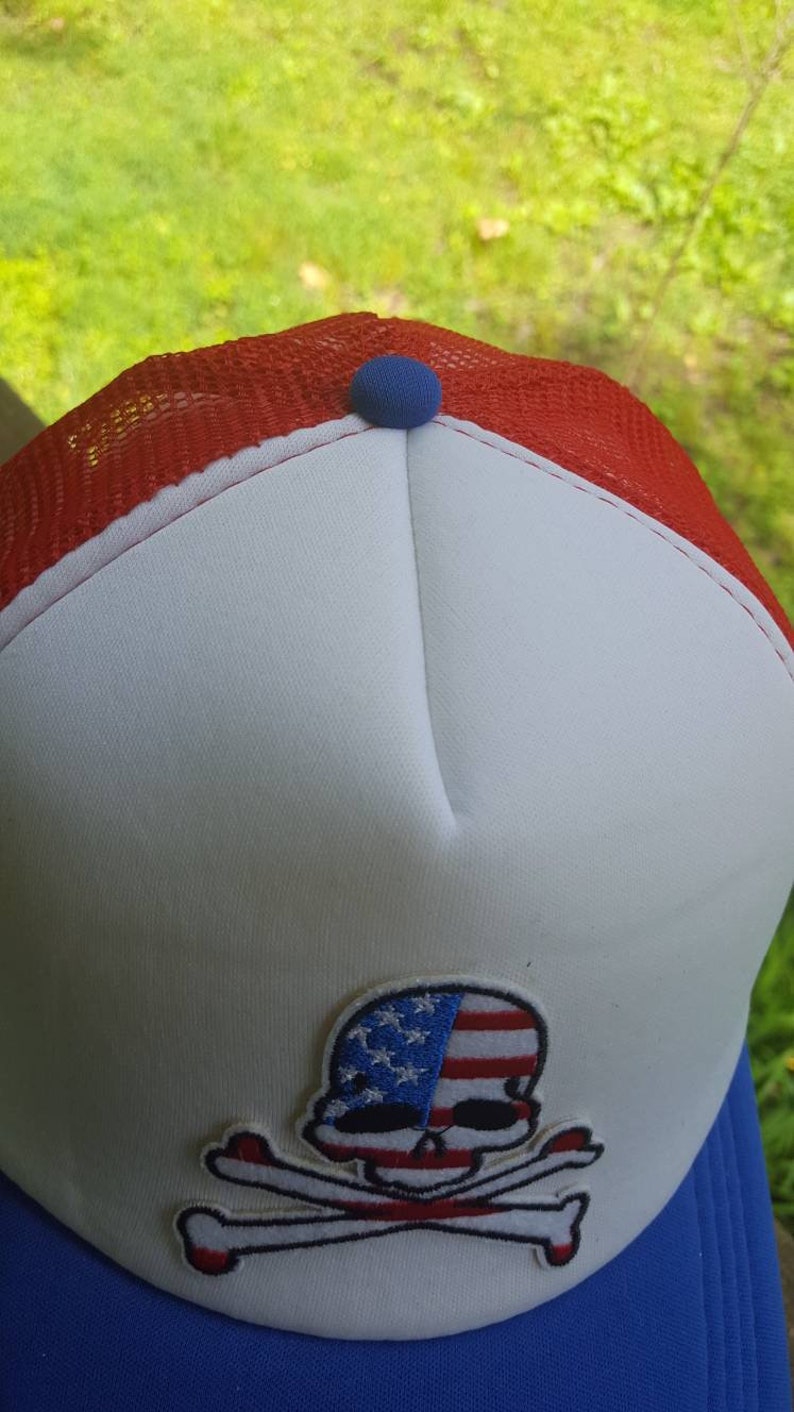 Mens Women/'s red white blue mesh trucker hat with skull crossbones patch baseball cap festival tumblr aesthetic dad hat flag