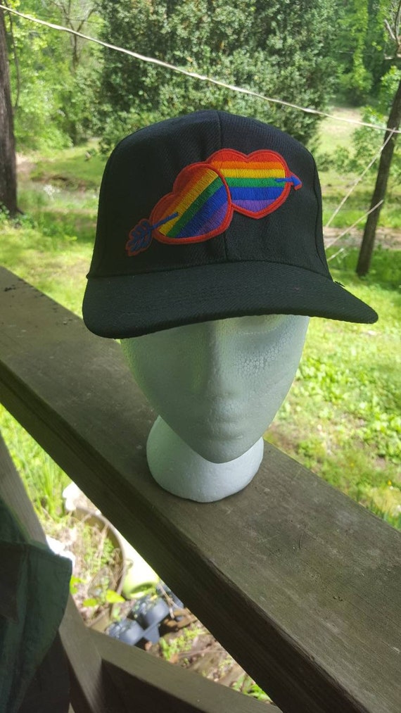 Mens Women/'s red white blue mesh trucker hat with skull crossbones patch baseball cap festival tumblr aesthetic dad hat flag