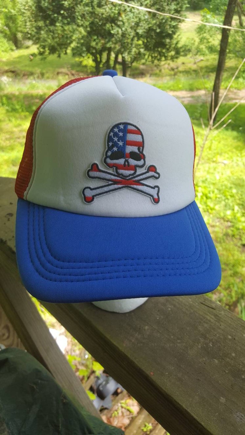 Mens Women/'s red white blue mesh trucker hat with skull crossbones patch baseball cap festival tumblr aesthetic dad hat flag