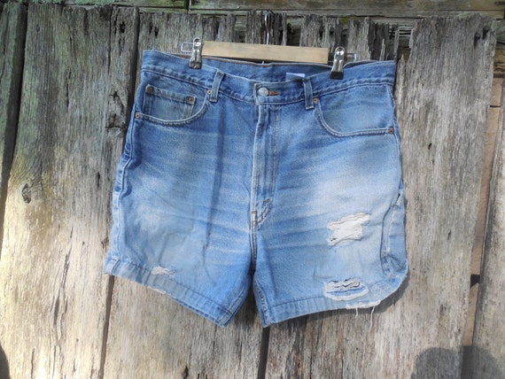 distressed short shorts