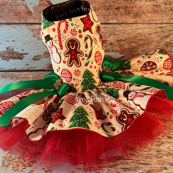 BIG DOG  -  Christmas Pressie Doggy Dress