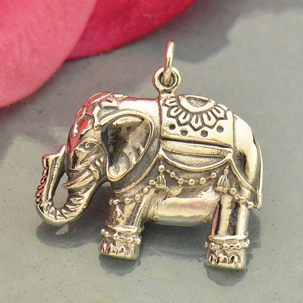 Sterling Silver Indian Elephant Pendant Elephant Necklace Elephant Lover Gift Spirit Animal Charm Lucky Elephant Charm Silver Elephant Etsy