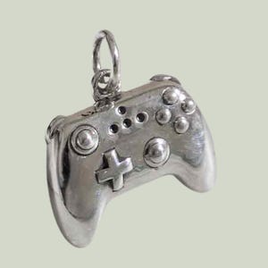 Sterling Silver Video Game Controller Charm, Gamer Jewelry, Gaming Charm for Bracelet, Geek Gift for Gamers, Game Controller Pendant