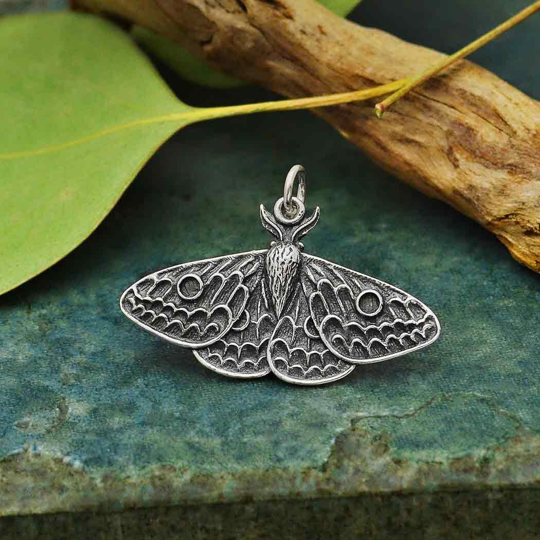 Butterfly Moth Beautiful Vintage Silver Charm Keychain Key Chain Gift 