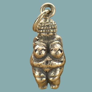 Sterling Silver Venus of Willendorf Charm Pendant, Fertility Gift, Gift for Women, Venus Charm, Fertility Goddess, Mother Goddess,