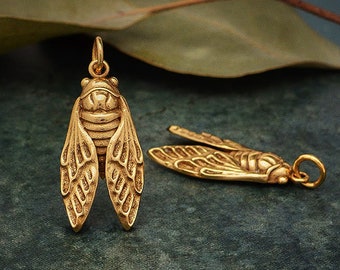 Bronze Cicada Charm, Bug Jewelry, Insect Charm, Nature Jewelry, Bug Charm, Cicada Pendant, Cicada Necklace, Insect Jewelry, Bronze Cicada