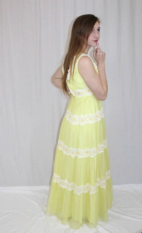 Vintage 70s Yellow DAISY Lace Yellow Chiffon Retr… - image 4