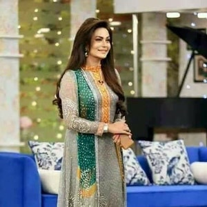 New style mehndi dresses 2019 hotsell