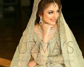 green emerald velvet dress Bridal Set