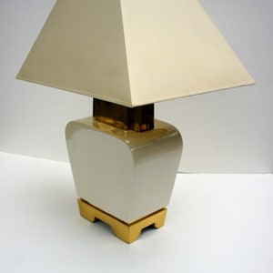 1980s Chapman Ceramic and Brass Hollywood Regency Chinoiserie Pagoda Table Lamp image 6