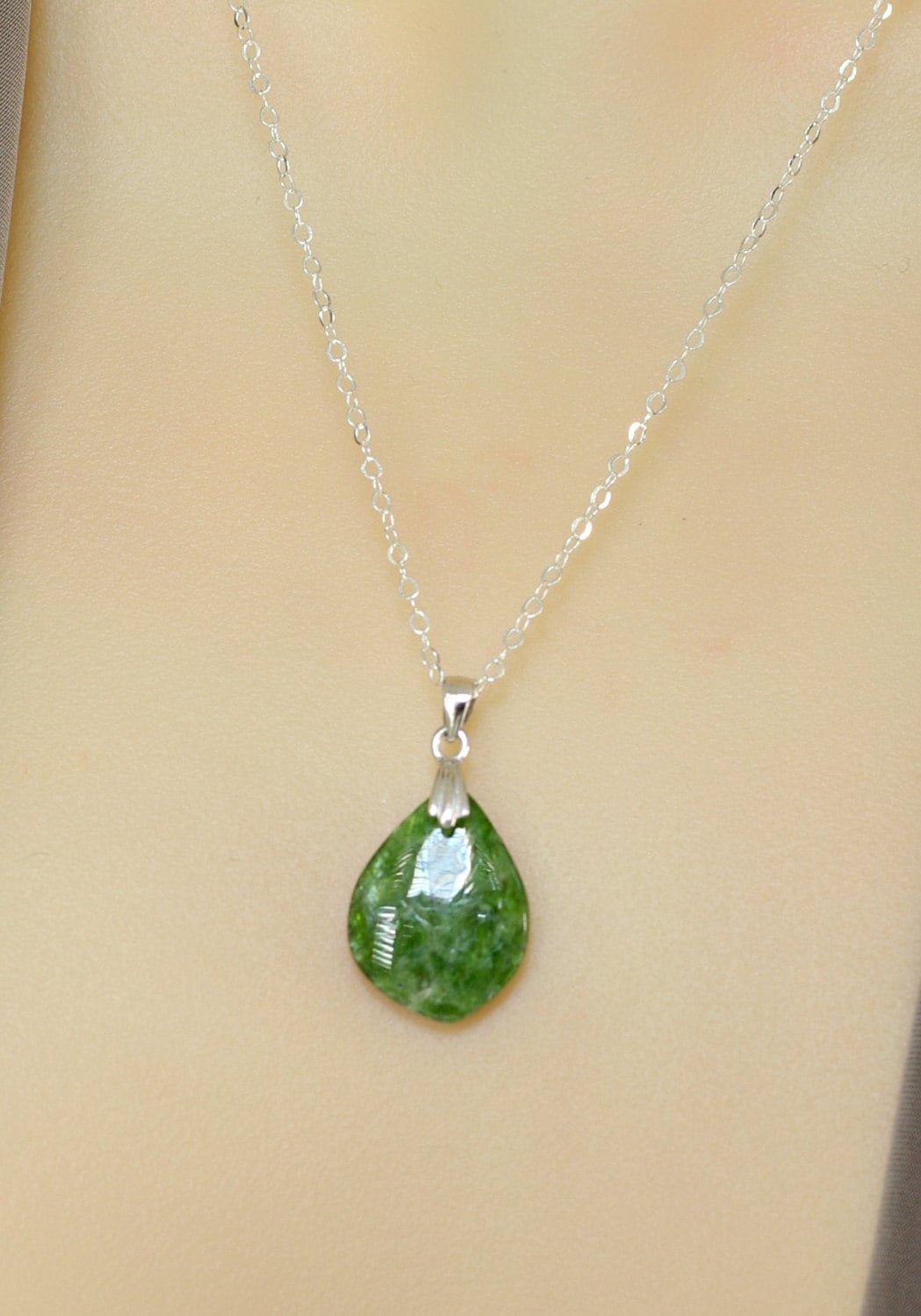 24'' natural green Diopside Necklace