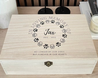 Pet Memory Box, Personalised Dog or Cat Bereavement Gift, Wooden Pet Memorial Box, Pet Keepsake Box.