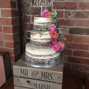 Personalised Rustic Wedding Cake Stand, 2 DESIGNS AVAILABLE Vintage Wedding Wooden Apple Crate Cake Stand image 6